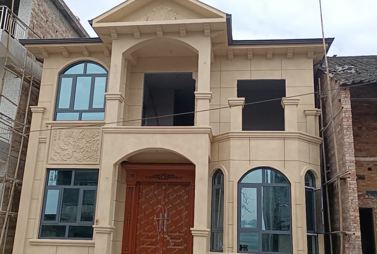 睿婕湖南耒陽(yáng)輕鋼別墅項(xiàng)目完工驗(yàn)收(圖1)