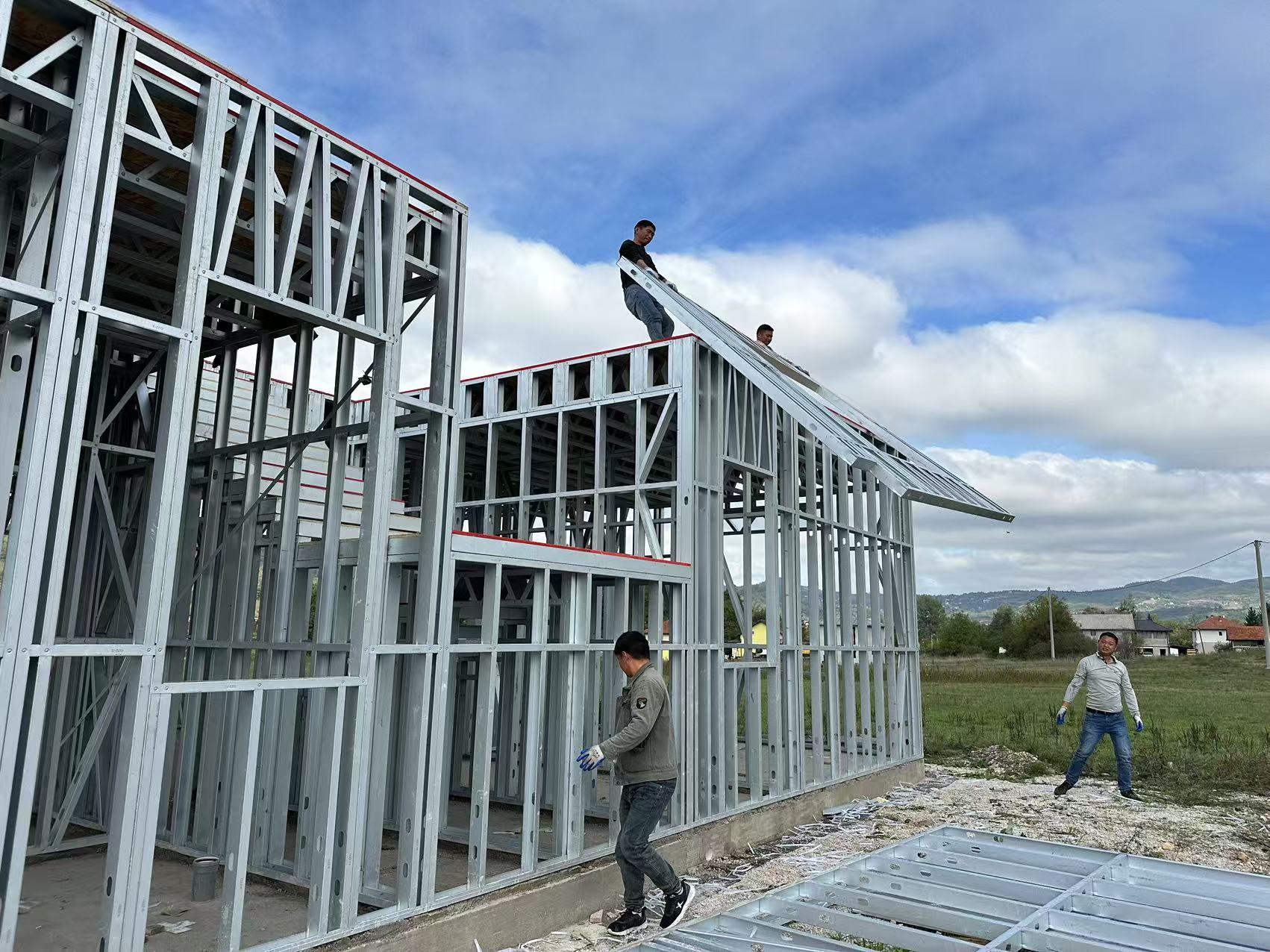 輕鋼別墅的龍骨結(jié)構(gòu)